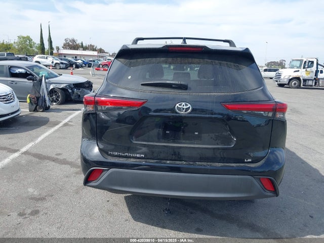 5TDZZRAH1MS519762 Toyota Highlander Le