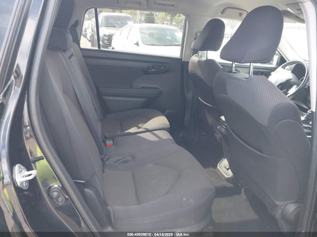 5TDZZRAH1MS519762 Toyota Highlander Le