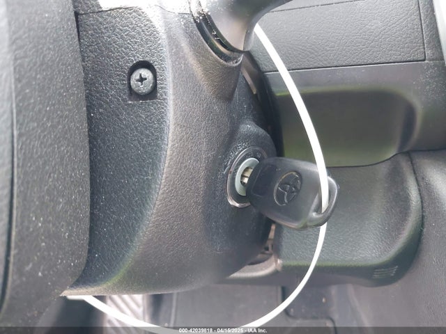 4T1BF1FK5GU225969 Toyota CAMRY SE
