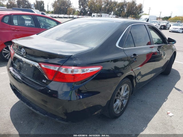 4T1BF1FK5GU225969 Toyota CAMRY SE
