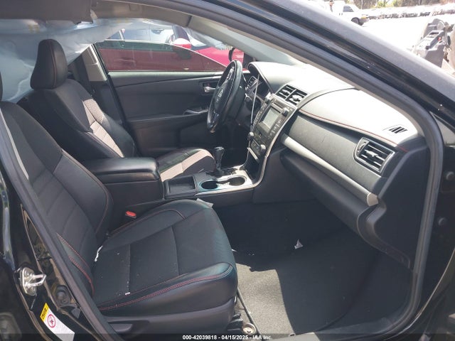 4T1BF1FK5GU225969 Toyota CAMRY SE