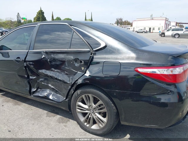 4T1BF1FK5GU225969 Toyota CAMRY SE