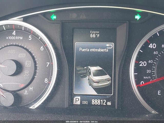 4T1BF1FK5GU225969 Toyota CAMRY SE