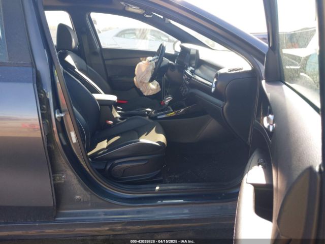 3KPF34AD4ME326844 KIA Forte Gt-line