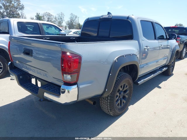 5TFAX5GN7KX156688 Toyota Tacoma Sr5