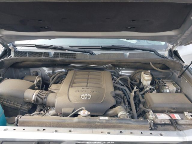 5TFEY5F13JX235125 Toyota Tundra Sr5 5.7l V8