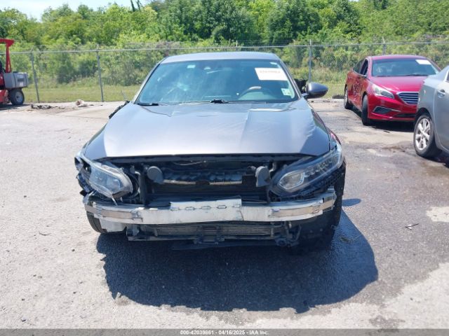 1HGCV1F18JA138158 Honda ACCORD LX