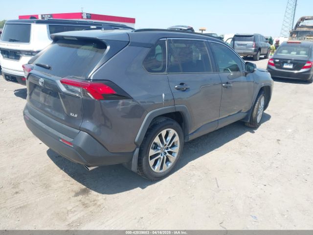 2T3C1RFV8KW034994 Toyota Rav4 Xle Premium