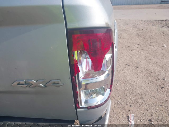 1C6RR7FT6GS121564 RAM 1500 Express