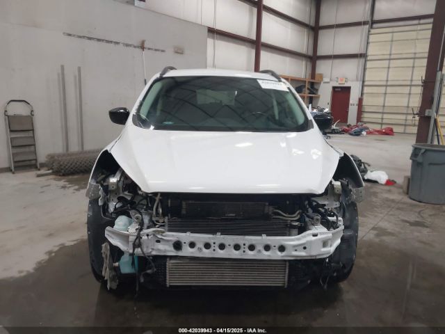 1FMCU9G94HUE47750 Ford ESCAPE SE