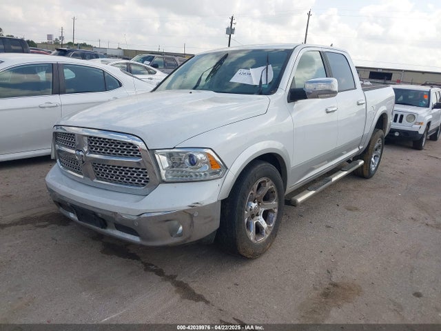 1C6RR6NM1JS232390 RAM 1500 Laramie  4x2 5'7 Box