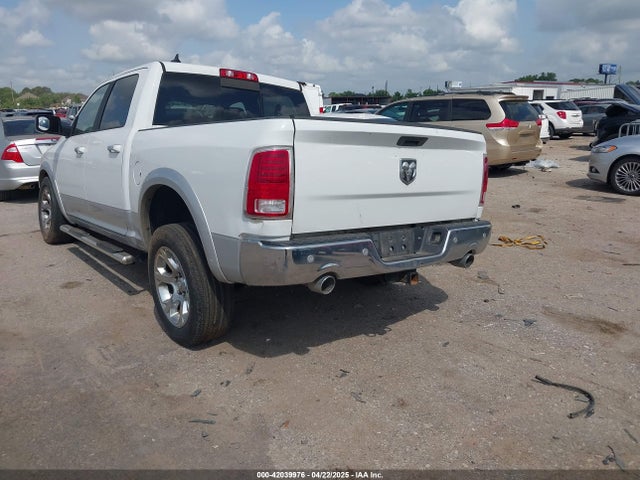 1C6RR6NM1JS232390 RAM 1500 Laramie  4x2 5'7 Box