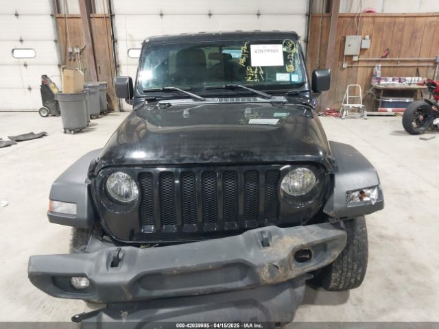 1C4HJXDGXKW505396 Jeep Wrangler Unlimited Sport S 4x4