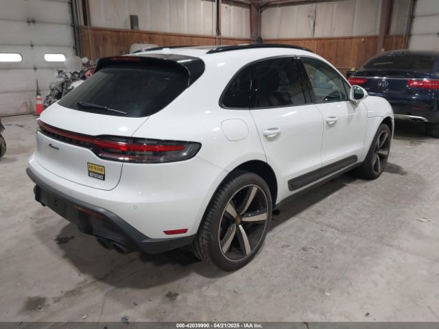 2022 PORSCHE MACAN WP1AA2A52NLB02038 Photo 3