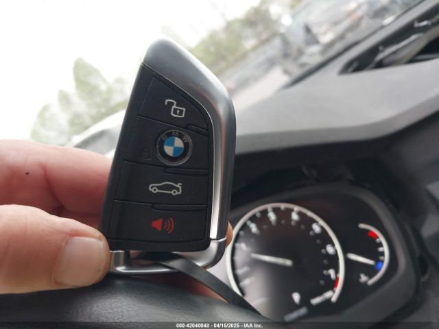 3MW5R1J02L8B08305 BMW 330I