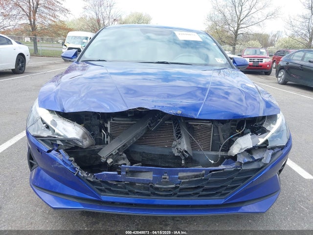 5NPLM4AG2MH045955 Hyundai ELANTRA SEL