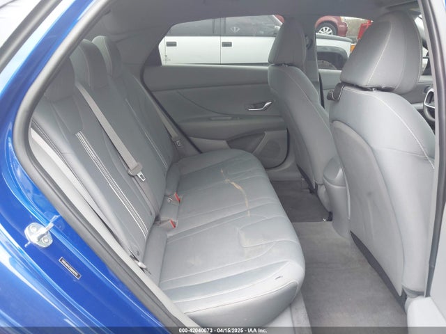 5NPLM4AG2MH045955 Hyundai ELANTRA SEL