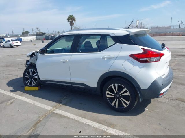 3N1CP5DV9LL504147 Nissan Kicks Sr Xtronic Cvt