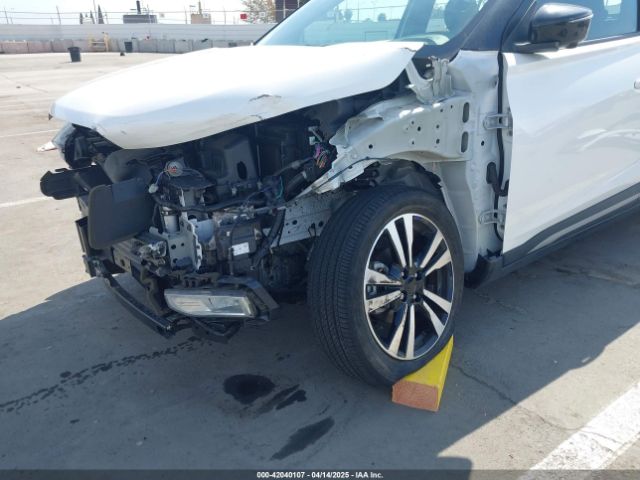 3N1CP5DV9LL504147 Nissan Kicks Sr Xtronic Cvt