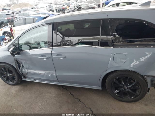 5FNRL6H75PB074822 Honda Odyssey Sport