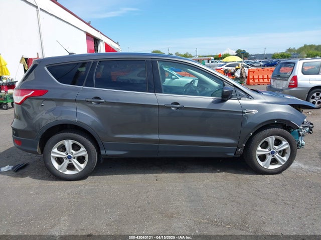 1FMCU0G75FUB31989 Ford ESCAPE SE