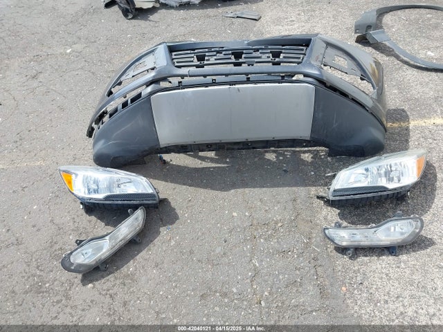1FMCU0G75FUB31989 Ford ESCAPE SE