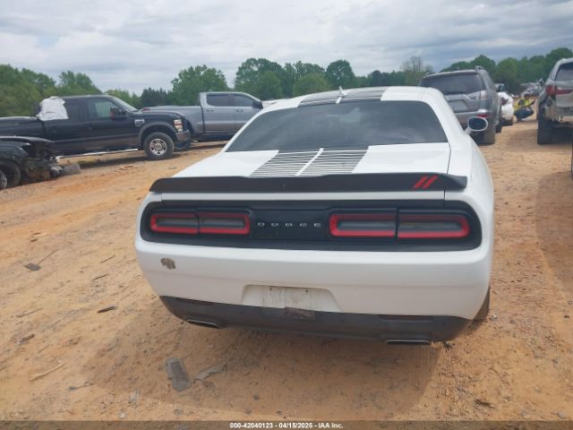 2C3CDZAG7GH202958 Dodge Challenger Sxt