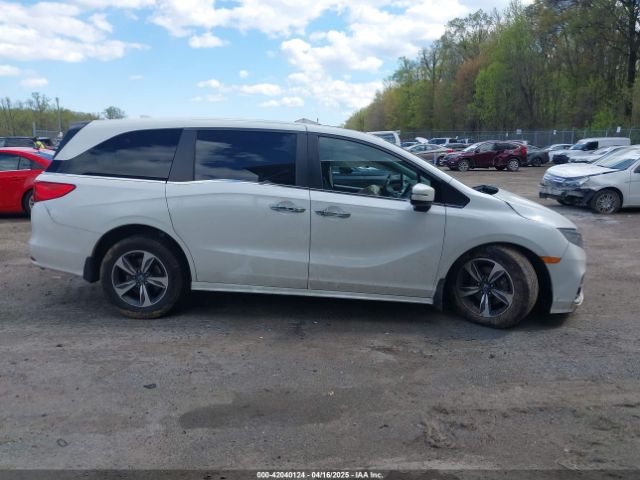 5FNRL6H81JB023530 Honda Odyssey Touring