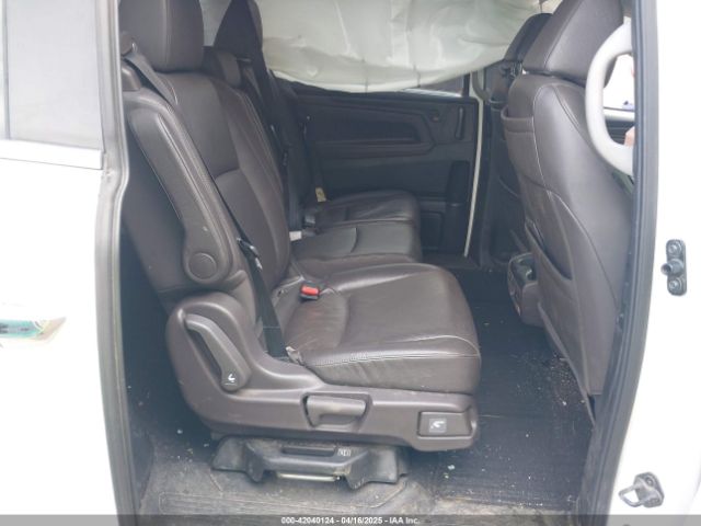 5FNRL6H81JB023530 Honda Odyssey Touring