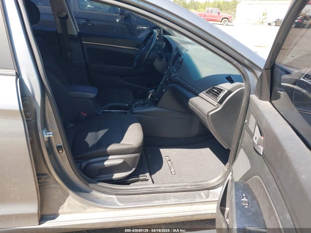 KMHD84LF2HU245531 Hyundai Elantra Value Edition