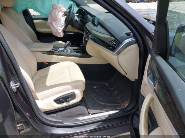 2017 BMW X5 5UXKR2C39H0U21760 Photo 4