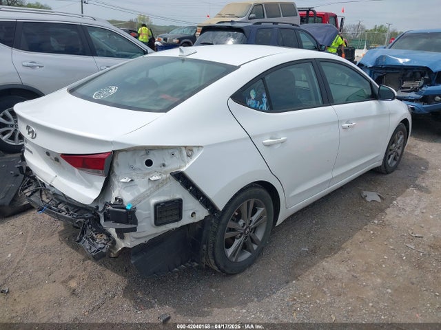 5NPD84LF1JH300720 Hyundai mpi nu