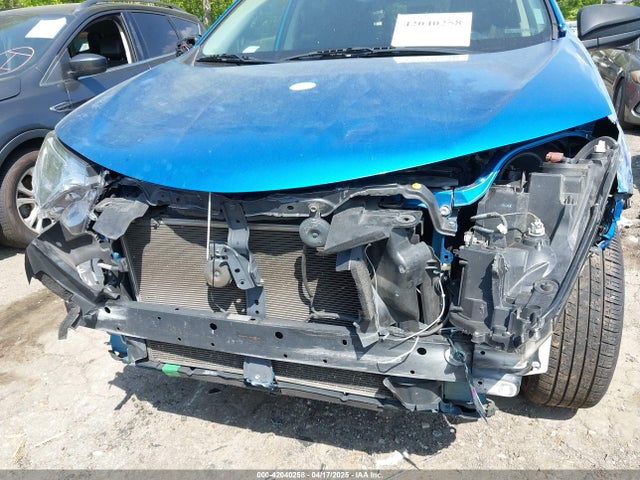JTMZFREV8HJ106216 Toyota RAV4 LE