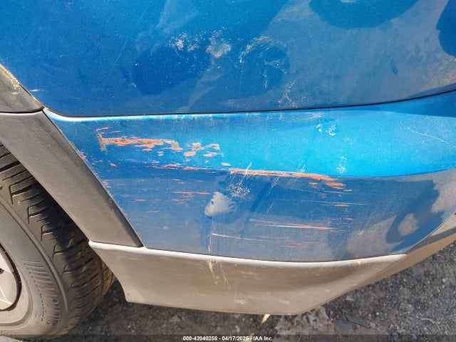 JTMZFREV8HJ106216 Toyota RAV4 LE
