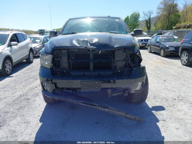 3C6RR7KTXHG788331 RAM 1500 Express  4x4 5'7 Box
