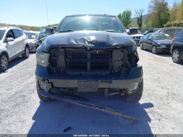3C6RR7KTXHG788331 RAM 1500 Express  4x4 5'7 Box