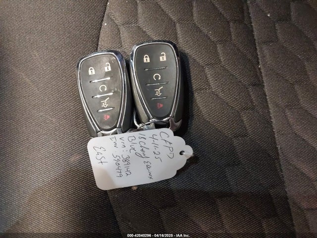 3GNAXJEV3JL389142 Chevrolet EQUINOX LT