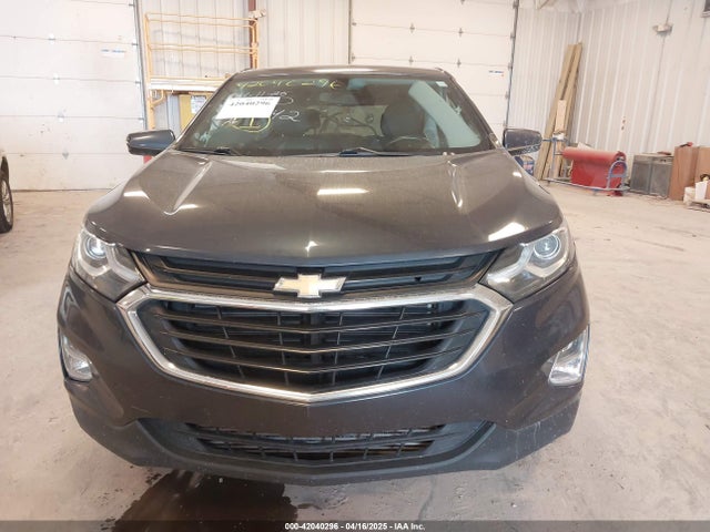 3GNAXJEV3JL389142 Chevrolet EQUINOX LT