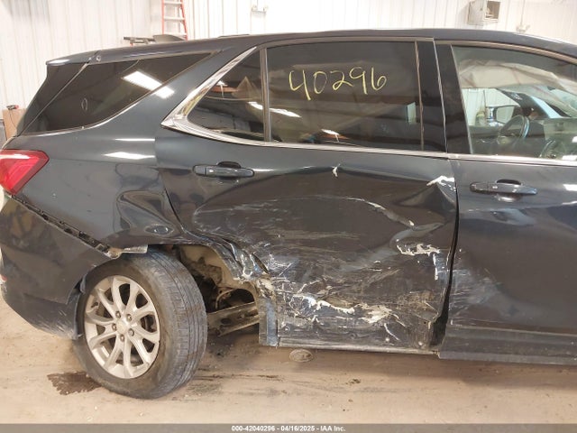 3GNAXJEV3JL389142 Chevrolet EQUINOX LT