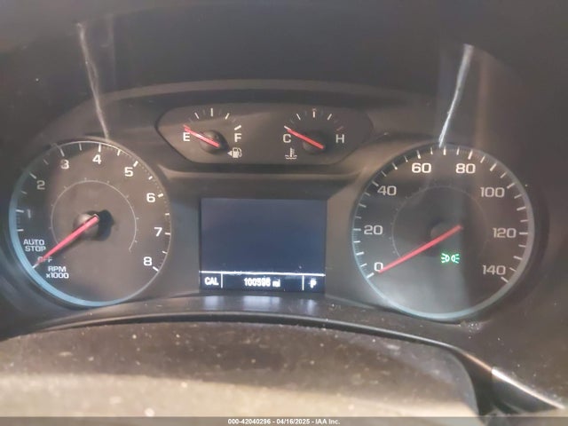 3GNAXJEV3JL389142 Chevrolet EQUINOX LT