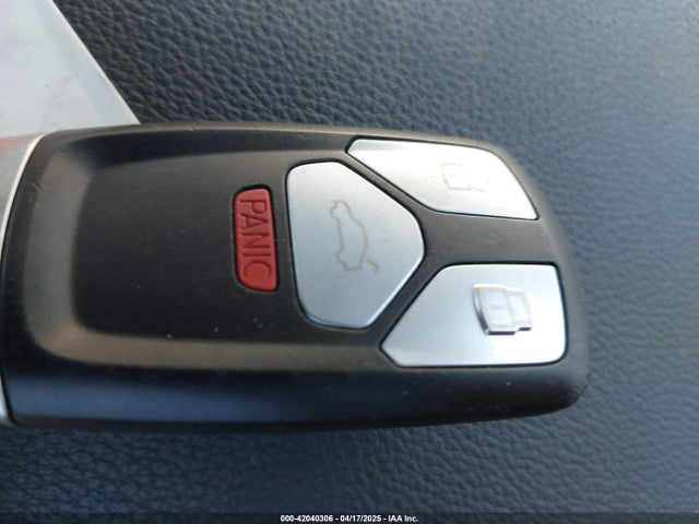 WAUC4CF5XKA004458 Audi S5 3.0t Premium