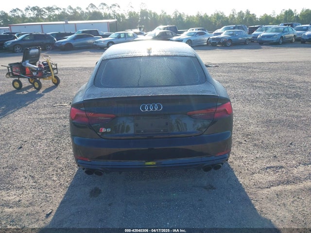 WAUC4CF5XKA004458 Audi S5 3.0t Premium