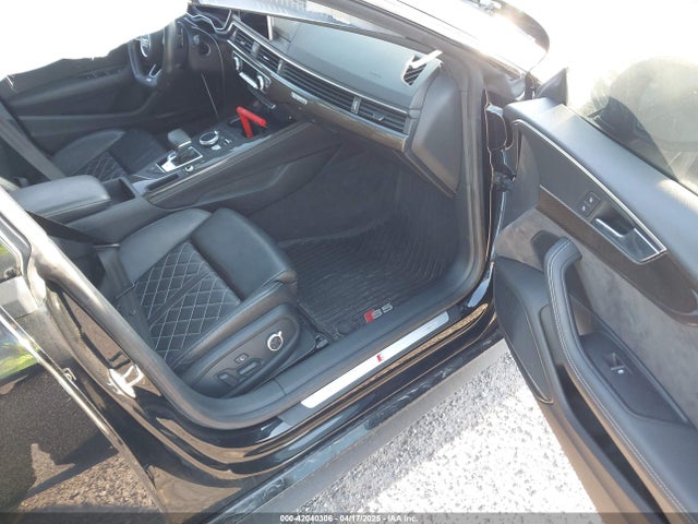 WAUC4CF5XKA004458 Audi S5 3.0t Premium