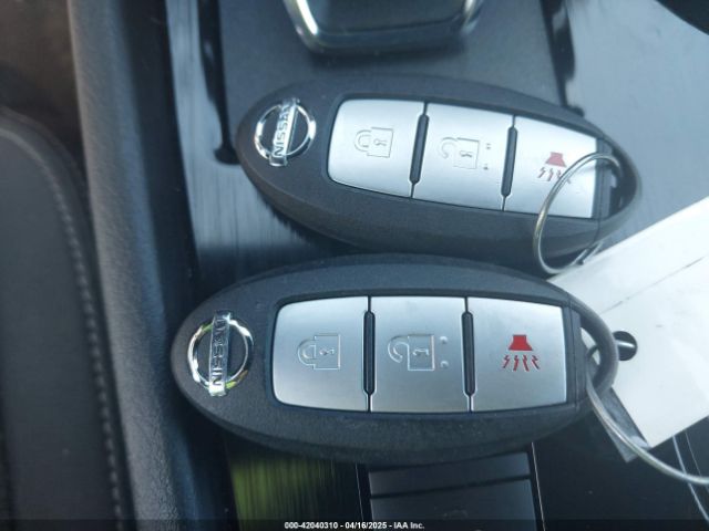 5N1AT3AB7MC849121 Nissan Rogue S Intelligent Awd