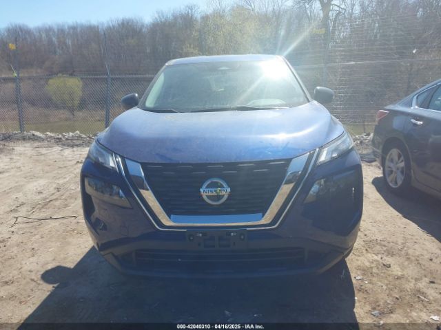 5N1AT3AB7MC849121 Nissan Rogue S Intelligent Awd
