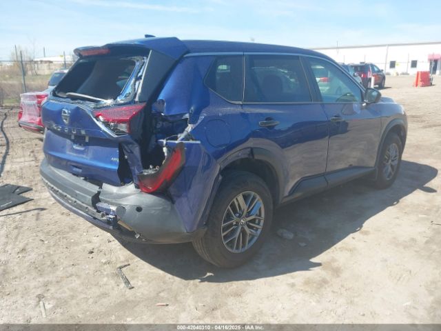 5N1AT3AB7MC849121 Nissan Rogue S Intelligent Awd