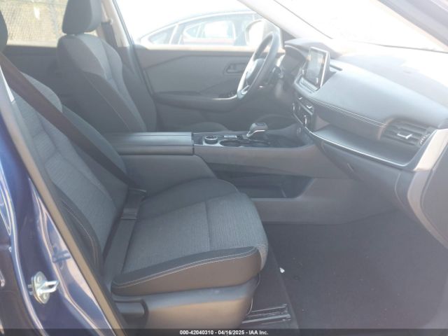 5N1AT3AB7MC849121 Nissan Rogue S Intelligent Awd