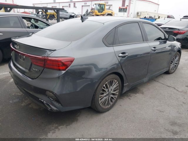 3KPF54AD6RE713168 KIA Forte Gt-line