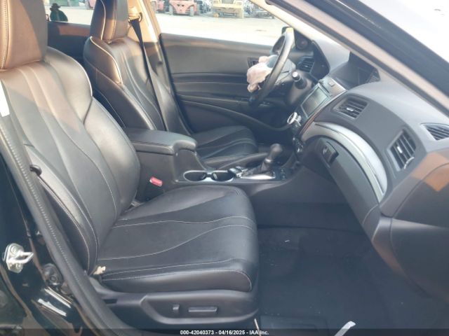 19UDE2F7XKA001786 Acura Ilx Premium Package/technology Package