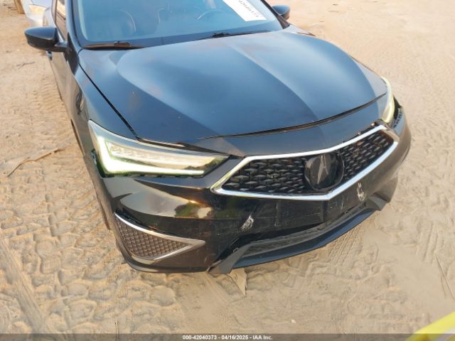 19UDE2F7XKA001786 Acura Ilx Premium Package/technology Package